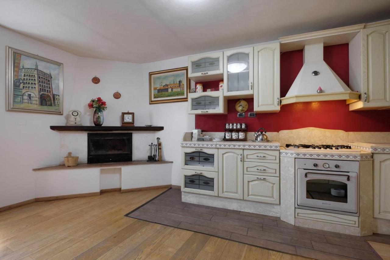 דירות פיטיליאנו Casa Nel Corso מראה חיצוני תמונה